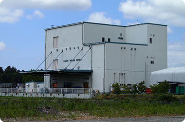 滋賀工場、液体工場竣工。